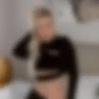 Caroline, 31