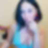 Naomi, 33