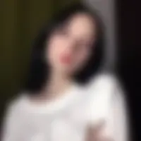 Olivia, 22