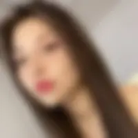 Emi, 31