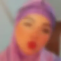 Lily, 22