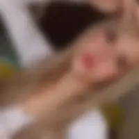 Blanca, 29