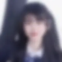 Tam, 18