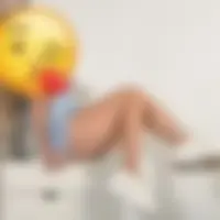 Kiara, 33