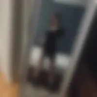 Lindsey, 23