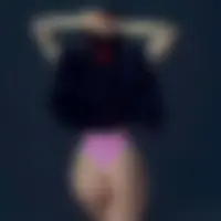 Lily, 33