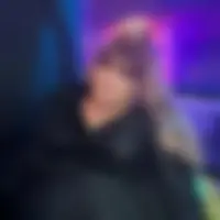 Ángela, 30