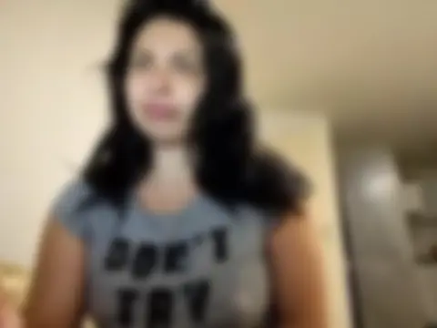 Elizabeth, 32
