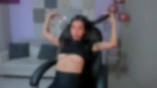 Nayeli, 29