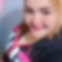 Adela, 27