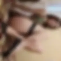 Sarah, 31