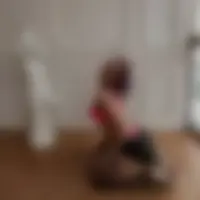 Sienna, 35